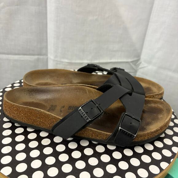 Birkenstock Yao Slide Sandals Womens Size 38 US Size 7-7.5 Narrow Black Leather - Picture 1 of 6